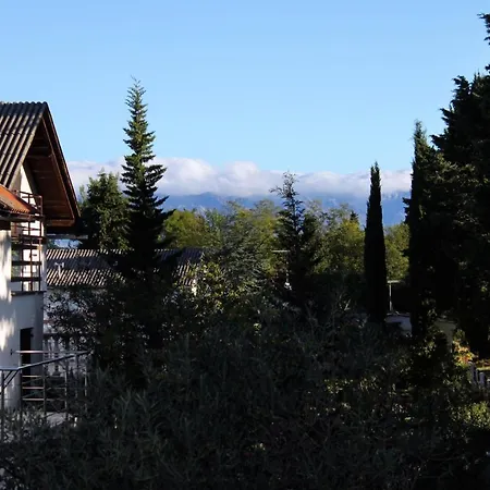 Apartments With Parking Space Sabunike, Zadar - 5745 * Privlaka (Zadar)