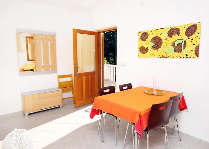 Apartments With Parking Space Sabunike, Zadar - 5745 Privlaka (Zadar)